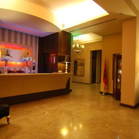Hotel Doro City Tirana Exterior photo