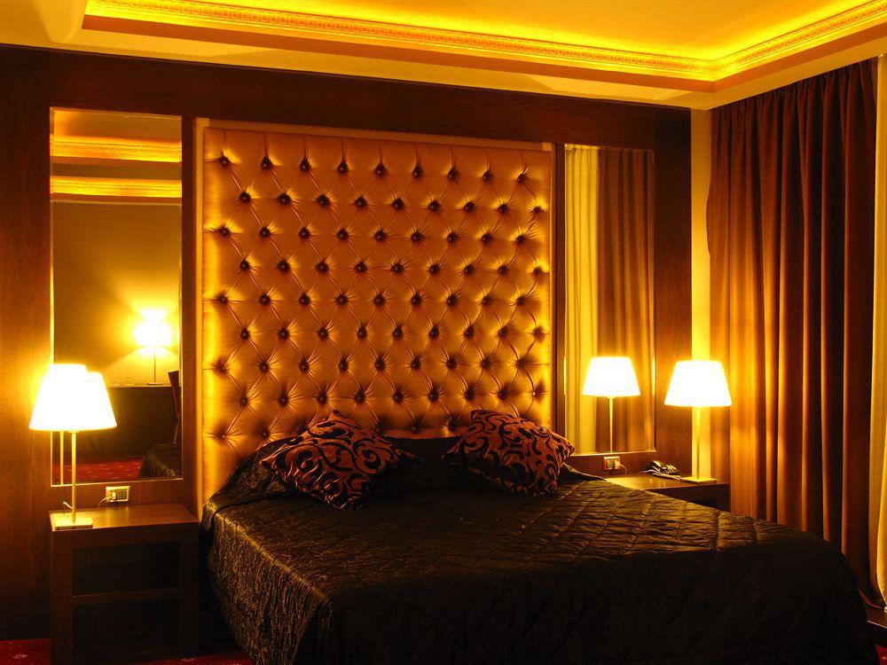 Hotel Doro City Tirana Exterior photo