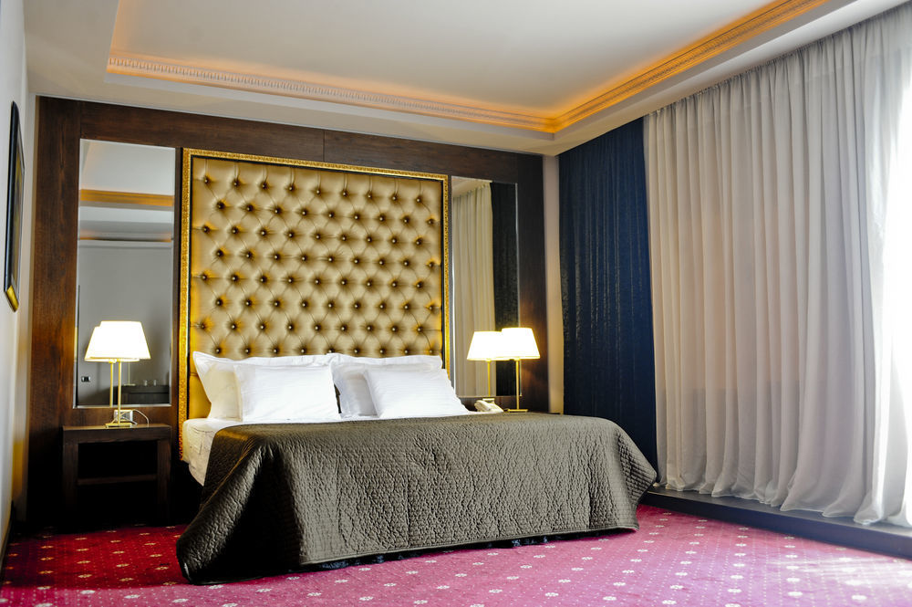 Hotel Doro City Tirana Exterior photo